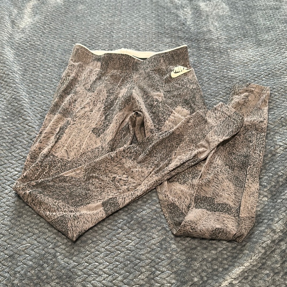 Nike leggings